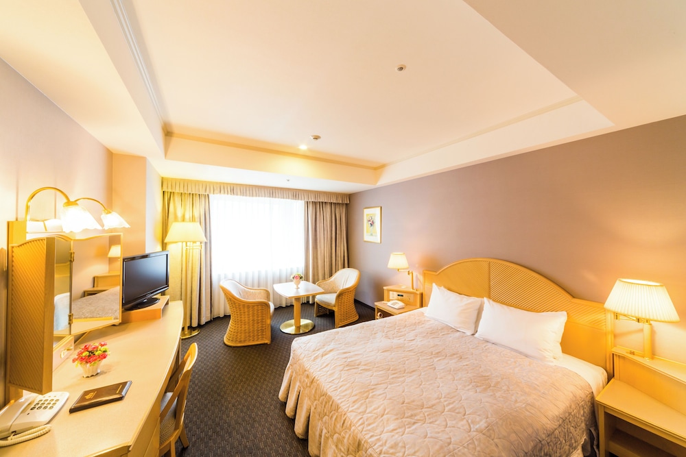 ダブル＜エグゼクティブウイング＞ 禁煙 | ザ クラウンパレス新阪急高知