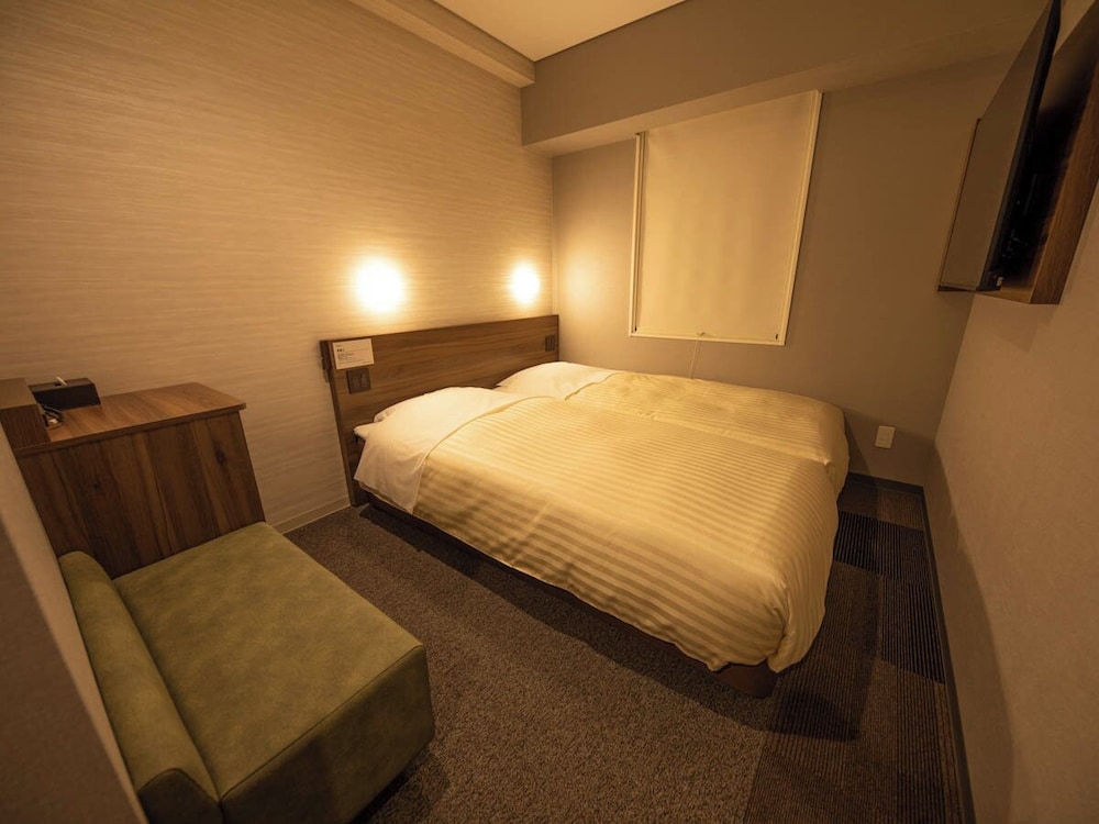 ［禁煙］コンパクトツインルーム 客室1 | スーパーホテル東京・赤羽駅南口