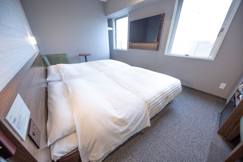 ［禁煙］ハリウッドツインルーム 客室1 | スーパーホテル東京・赤羽駅南口