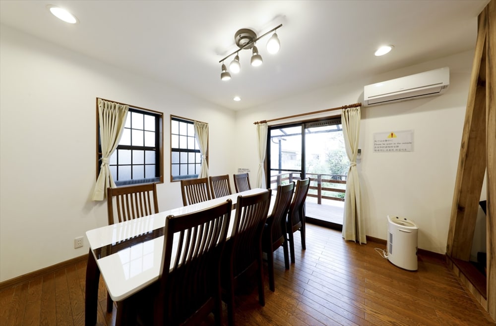 一棟貸し 禁煙 ダイニングルーム0 | 炉之宿