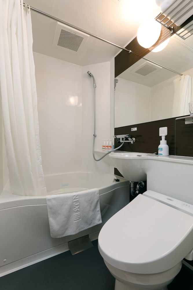 ダブルルーム 禁煙 バスルーム0 | アットインホテル豊田市駅