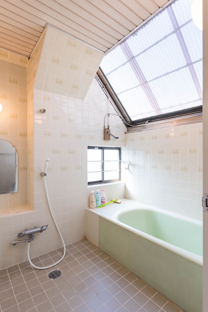 中里401 バスルーム1 | TORA HOTEL Komagome D
