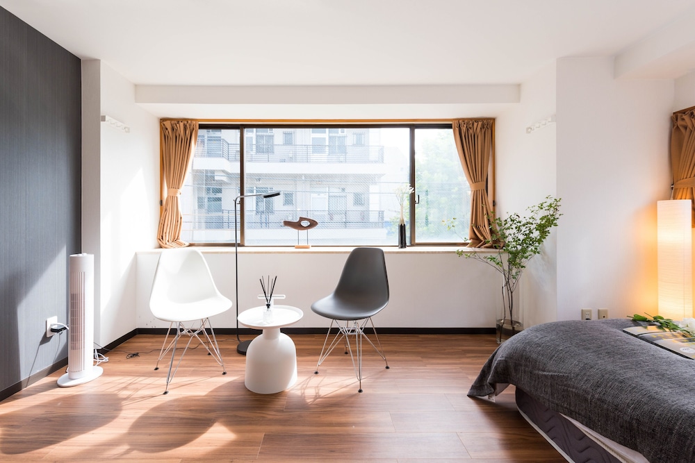 中里301 リビング エリア2 | TORA HOTEL Komagome C