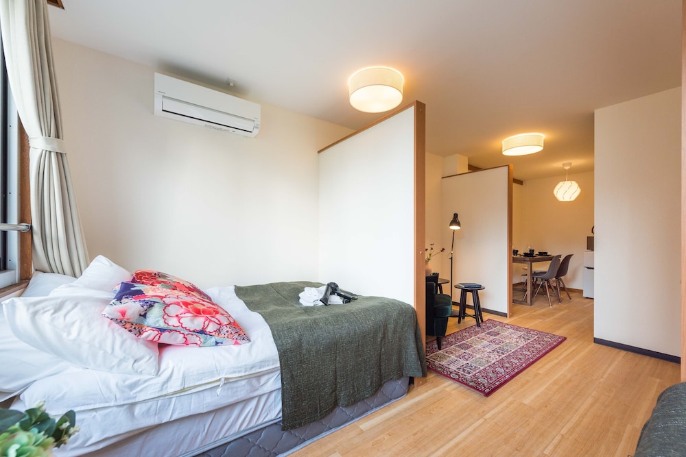 上野193B 客室5 | TORA Hotel Ueno 193D