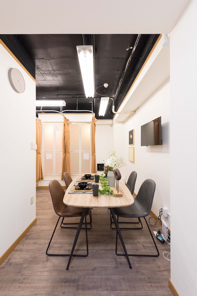 中里101 リビングルーム2 | TORA HOTEL Komagome A