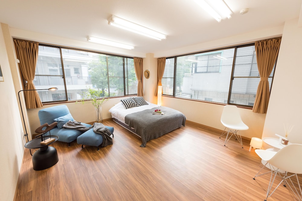 中里201 リビング エリア3 | TORA HOTEL Komagome B