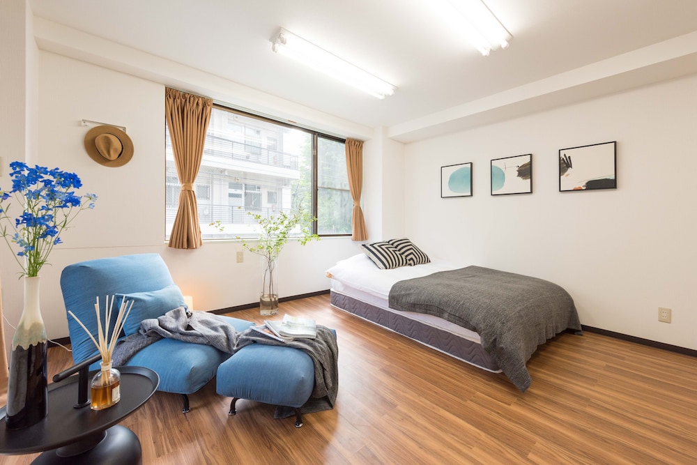 中里201 リビング エリア2 | TORA HOTEL Komagome B