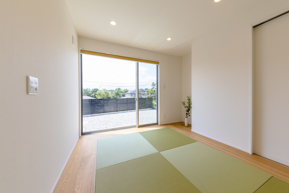 ヴィラ 3 ベッドルーム 禁煙 客室2 | Frame View Mt.Fuji Villa-east-