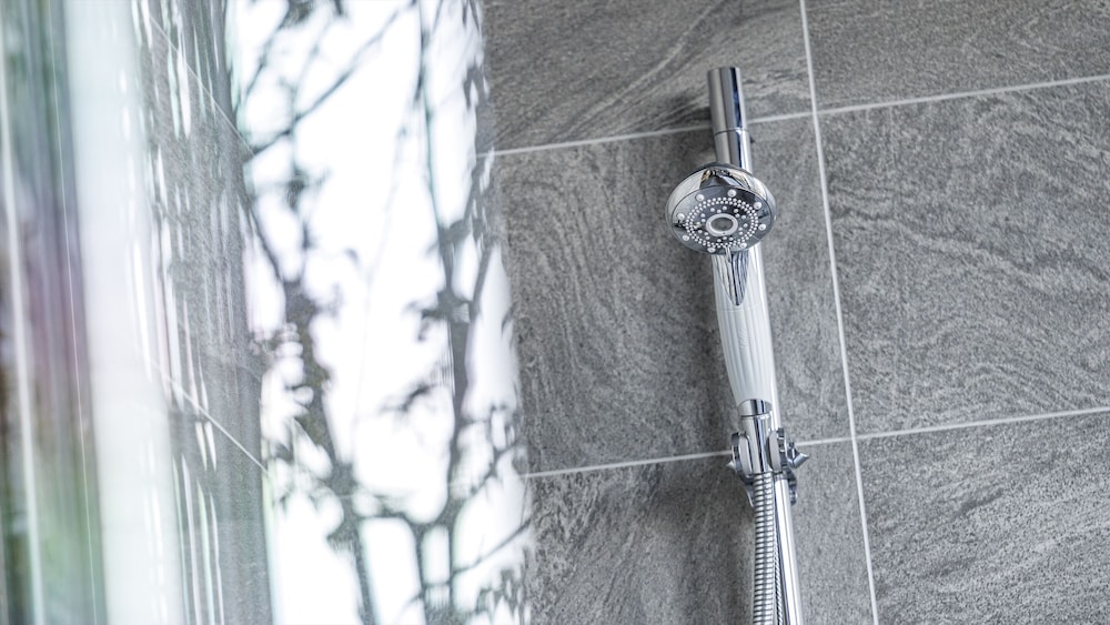 プレミアムツイン 2名利用 禁煙 バスルームのシャワー0 | THE BLOSSOM KUMAMOTO