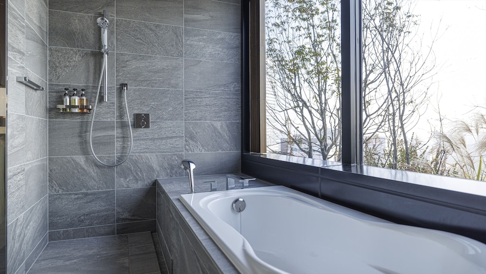 プレミアムツイン 2名利用 禁煙 バスルーム0 | THE BLOSSOM KUMAMOTO