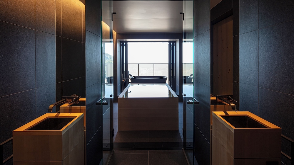 【客室露天風呂付】SOKI スイート 禁煙 バスルーム0 | SOKI ATAMI