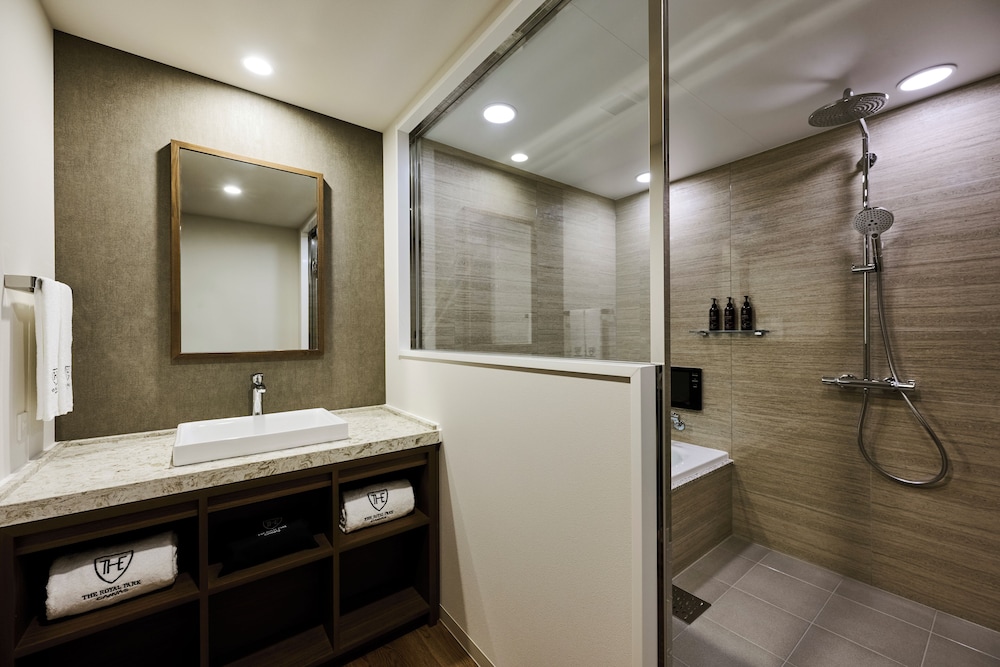 コーナーデラックスツインルーム 禁煙 バスルーム0 | ザ ロイヤルパーク キャンバス 京都二条