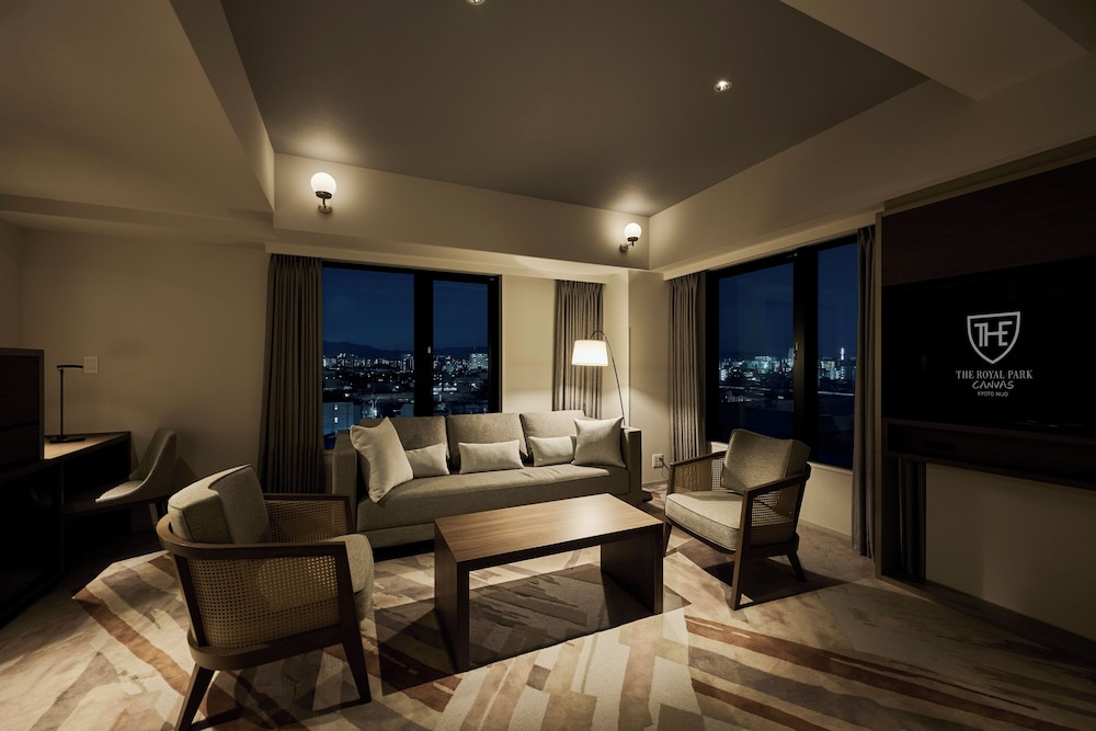 コーナーデラックスツインルーム 禁煙 客室3 | ザ ロイヤルパーク キャンバス 京都二条