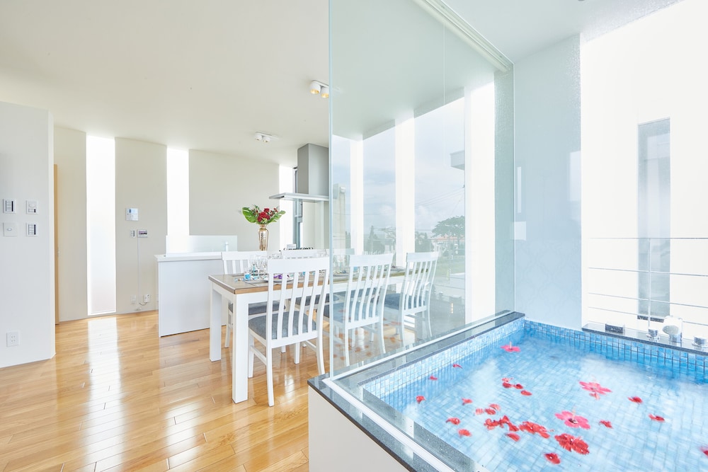 プール1 | RESORT VILLA MOTOBU