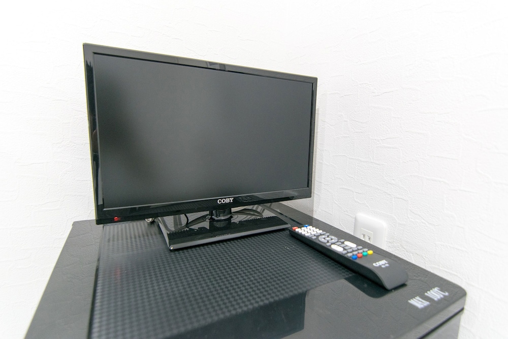 スタンダード ツインルーム 共用バスルーム 禁煙 テレビ0 | ルマイン六郷土手