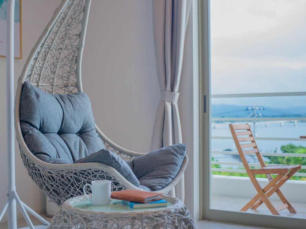 デラックス ツインルーム 禁煙 客室3 | ララマーレ古宇利