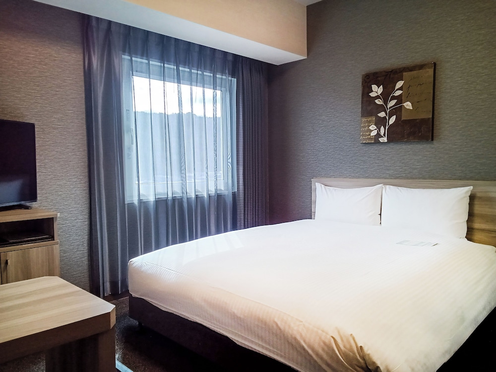 ダブルルーム 禁煙 | ホテルルートイン津山駅前