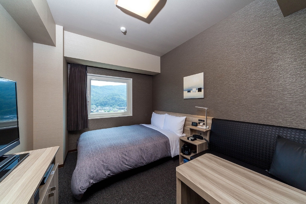 ダブルルーム 禁煙 | ホテルルートイン津山駅前