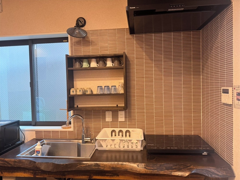 一棟貸し 専用キッチン2 | 宿家 上野離宮