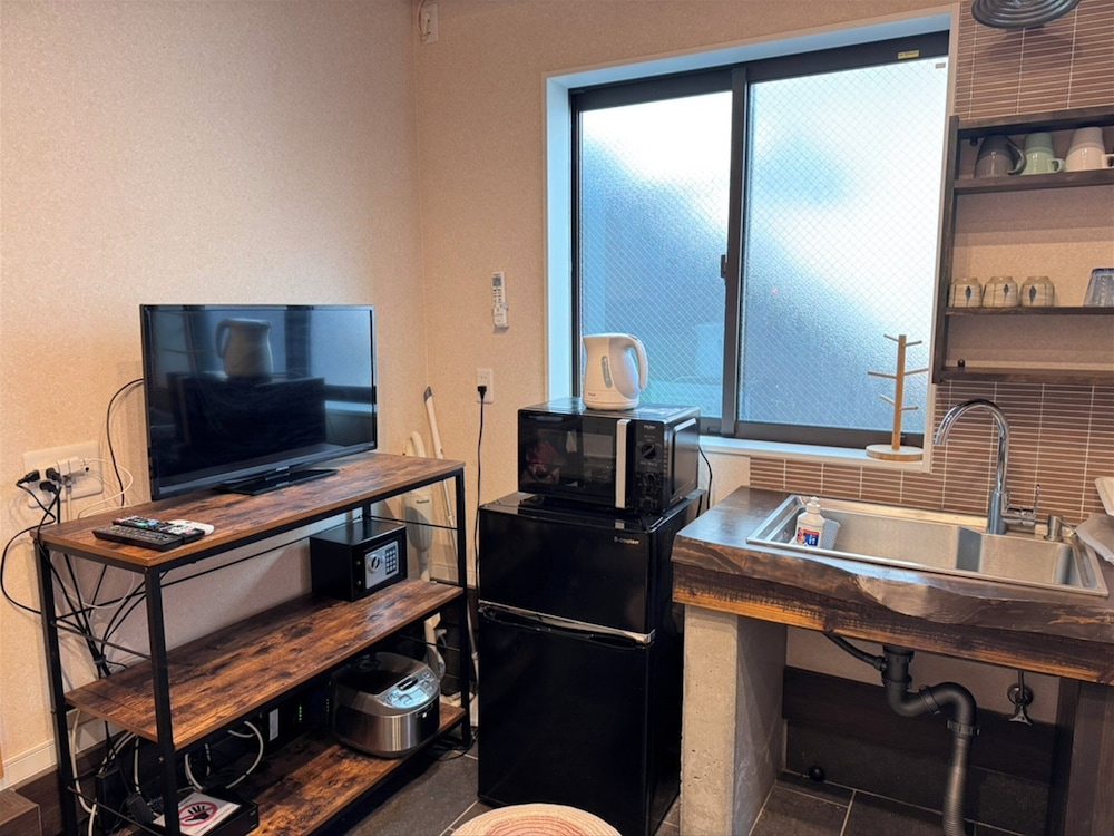 一棟貸し 専用キッチン1 | 宿家 上野離宮