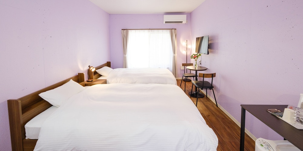 スタンダードツイン (シャワー・トイレ付) 禁煙 客室1 | ホテル しおんの海