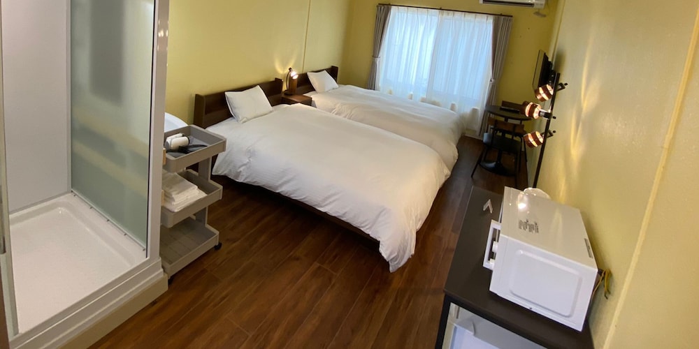 ビジネスツイン (シャワー・トイレ付) 禁煙 | ホテル しおんの海