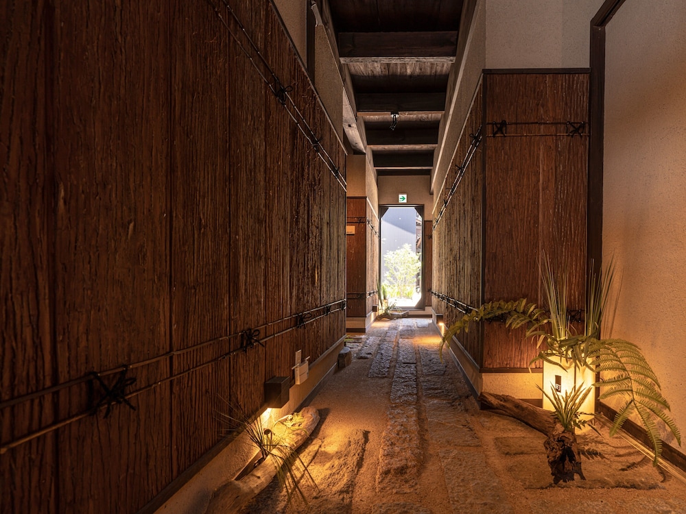 フロント1 | 4S STAY 阿波池田本町通り