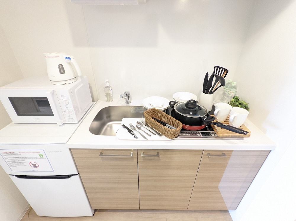 コンフォート アパートメント シングルベッド 2 台 禁煙 専用キッチン0 | エスリードホテル難波サウス Ⅲ