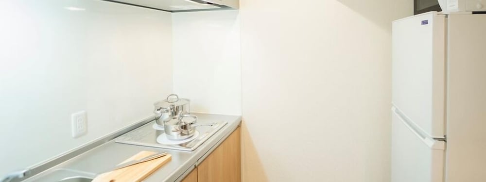 スーペリア ダブルまたはツインルーム 禁煙 キッチン 専用キッチン0 | Vieuno Stay Hakata 1