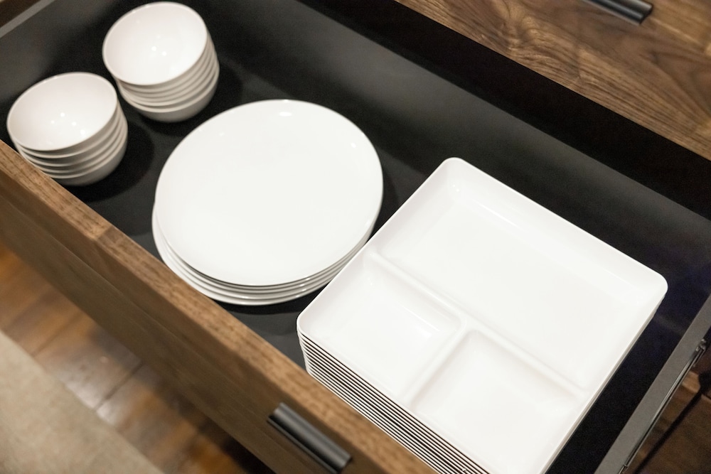 スーペリア ペントハウス 3 ベッドルーム 禁煙 パークビュー 専用キッチン2 | プレシオーソ梅田