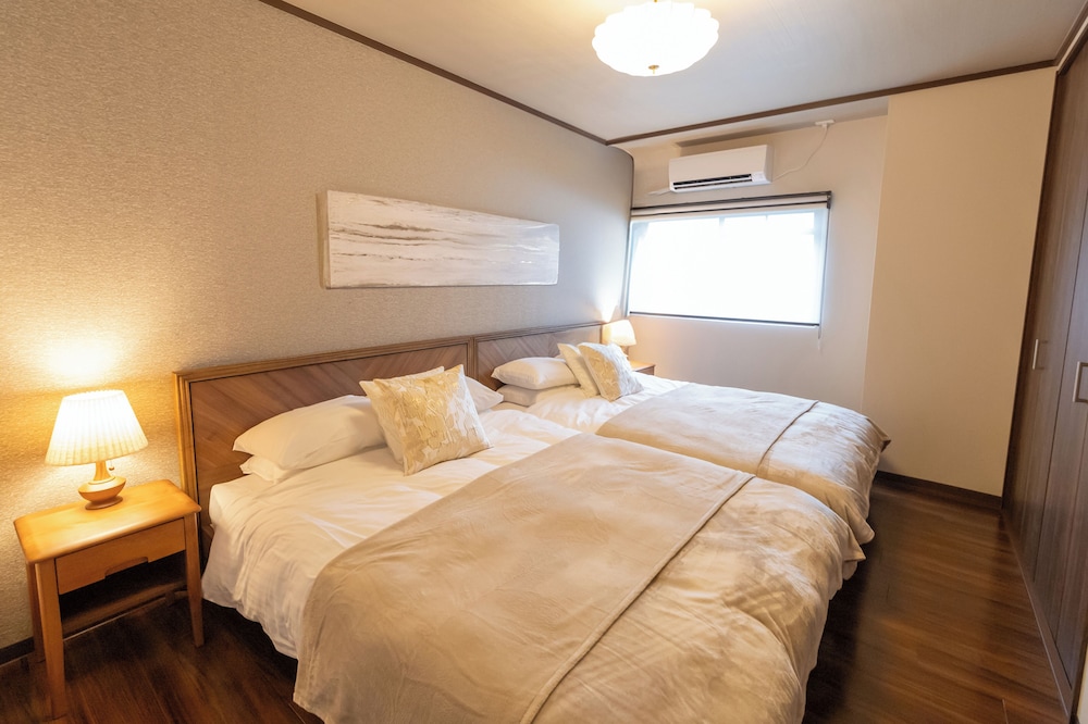 スーペリア ペントハウス 3 ベッドルーム 禁煙 パークビュー 客室6 | プレシオーソ梅田