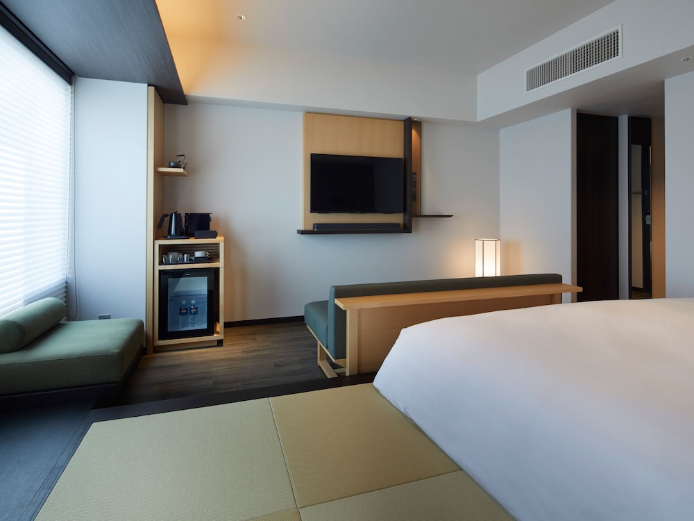 コーナーキング 禁煙（28平米） 客室5 | アゴーラ 京都四条