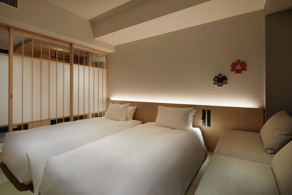 コーナーツイン 禁煙（25平米） | アゴーラ 京都烏丸