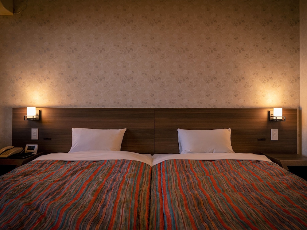 スタンダード ツインルーム 客室1 | 安比高原森のホテル