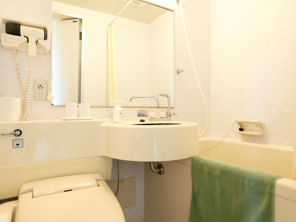 スタンダード ツインルーム バスルーム0 | 安比高原森のホテル