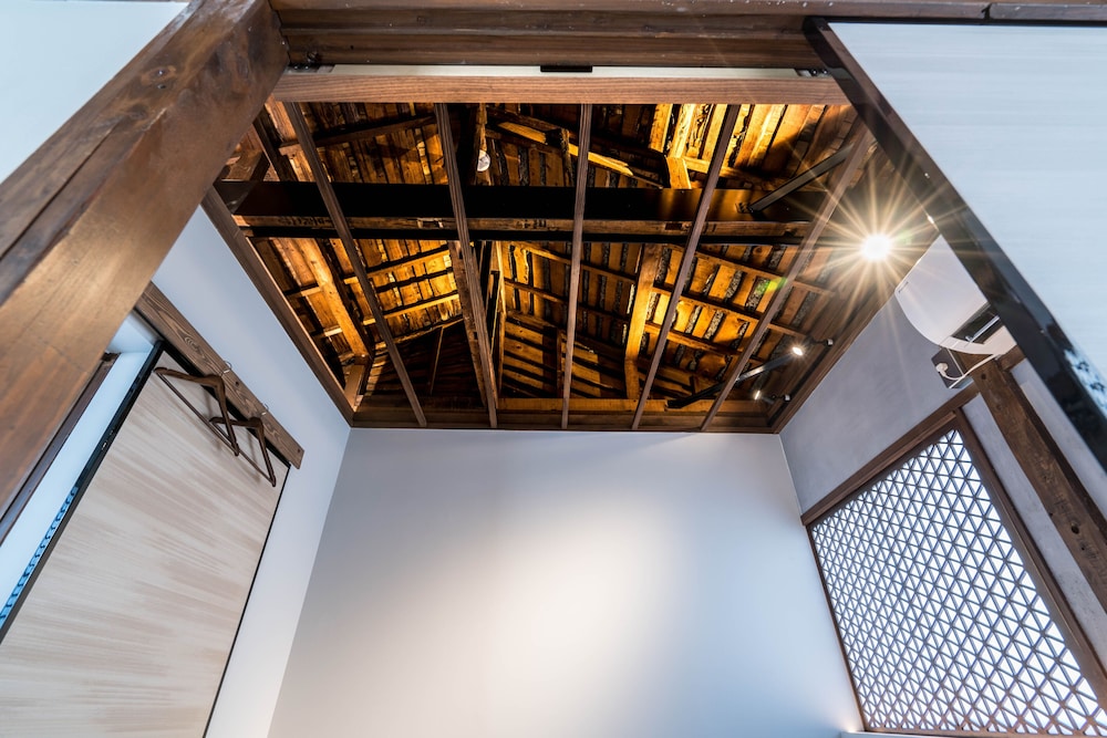 一棟貸し 客室2 | 今昔荘 大阪 弁天町 - 光湯屋 -