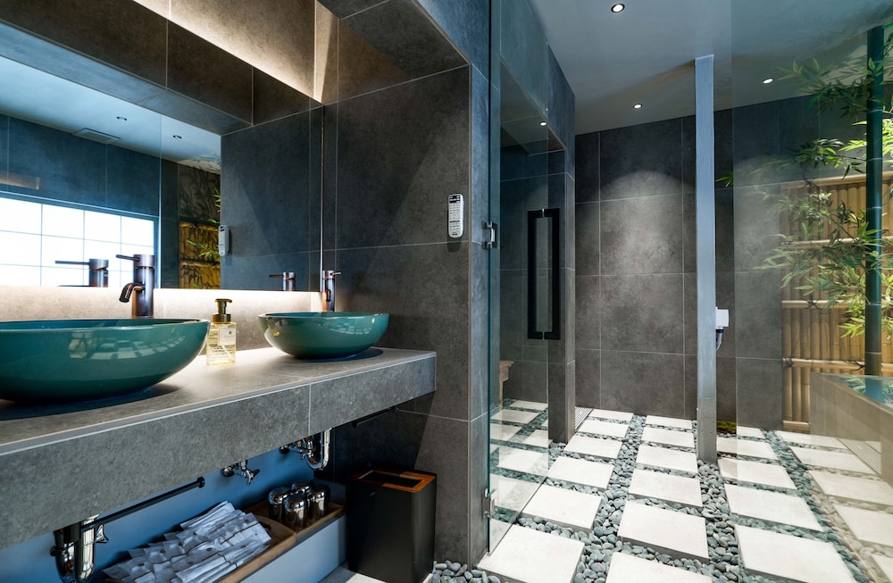 一棟貸し バスルームのシンク0 | 今昔荘 大阪 弁天町 - 光湯屋 -