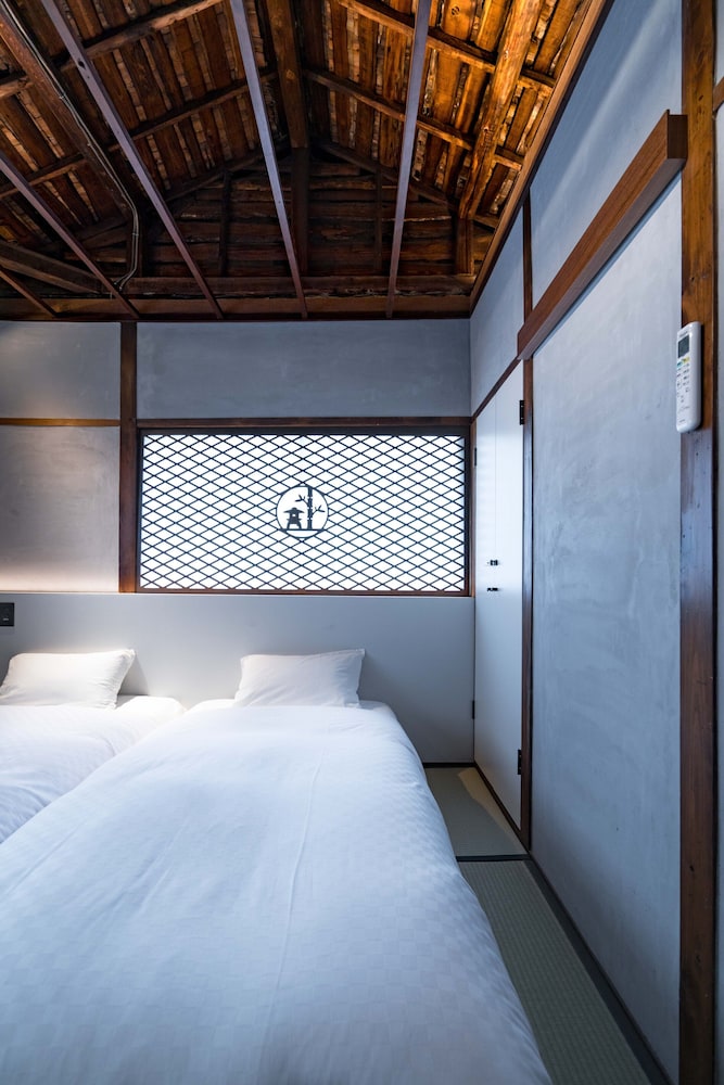 一棟貸し 客室1 | 今昔荘 大阪 弁天町 - 光湯屋 -