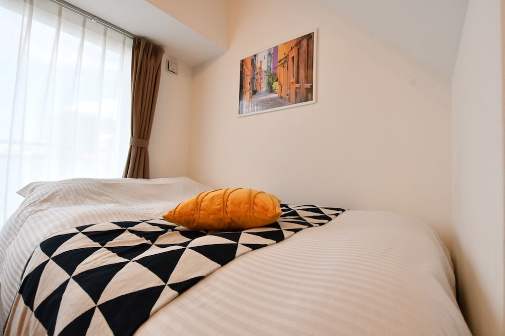 デラックス アパートメント リビングルーム2 | Riverside Inn Hakata