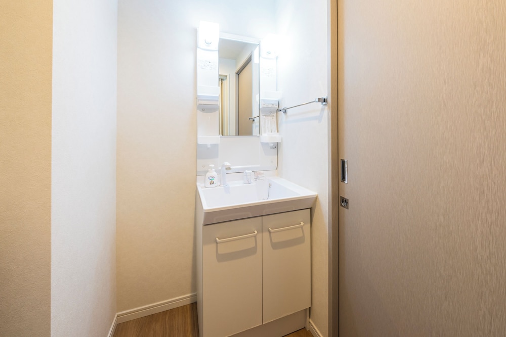 コンフォート アパートメント バスルーム3 | Riverside Inn Hakata