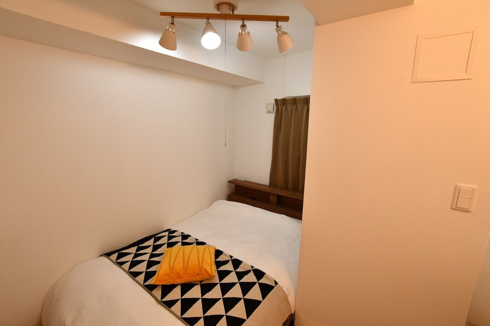 デラックス アパートメント リビングルーム0 | Riverside Inn Hakata