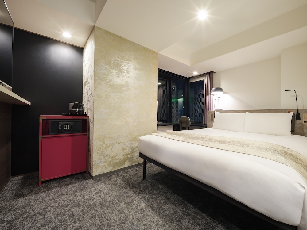 コーナーダブル 禁煙 客室3 | the b 銀座