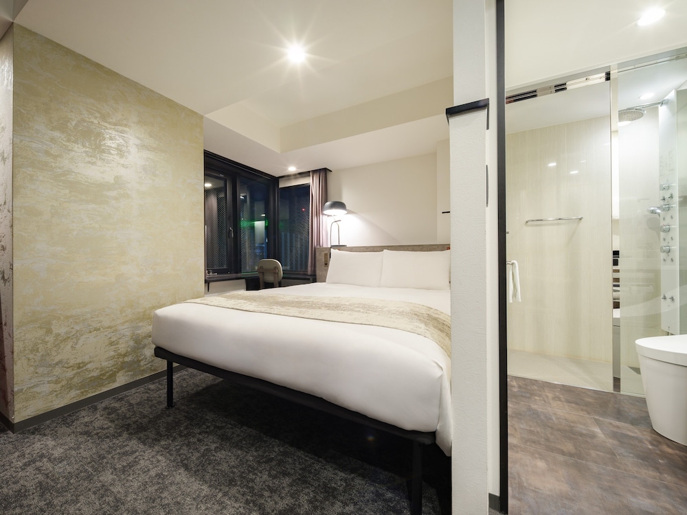 コーナーダブル 禁煙 客室4 | the b 銀座