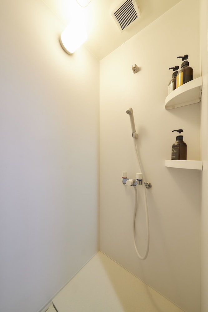 ルーム 禁煙 (Oyado Kinokuniya Ginya Machi 2 (5F)) バスルーム2 | おやど紀伊国屋銀屋町弍館