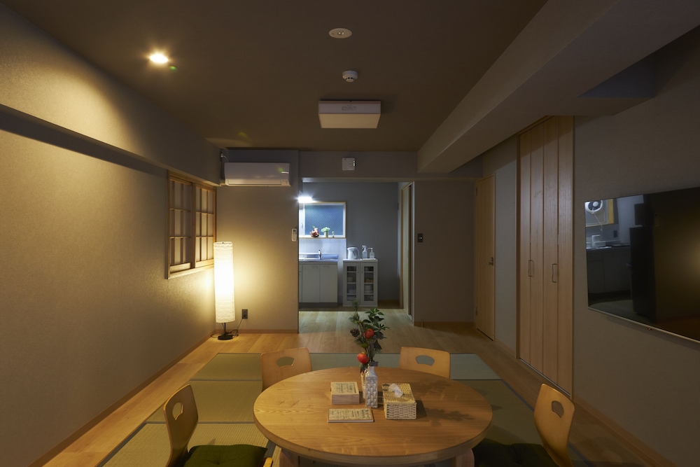 ルーム 禁煙 (Oyado Kinokuniya Ginya Machi 2 (2F)) 客室10 | おやど紀伊国屋銀屋町弍館