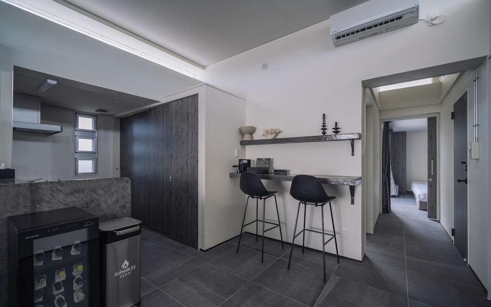 プレミアム プールヴィラ 4 ベッドルーム 禁煙 サウナ リビング エリア9 | ヴィラ コンテ