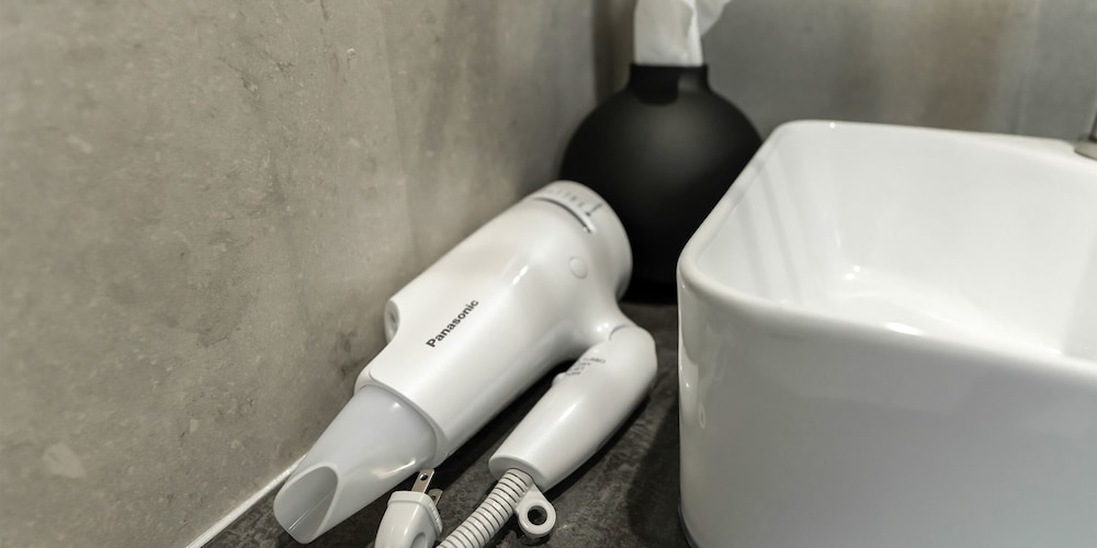 プレミアム プールヴィラ 4 ベッドルーム 禁煙 サウナ バスルームの設備1 | ヴィラ コンテ