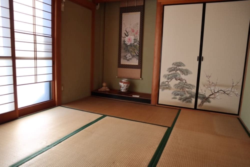 客室1 | OyadoEndo小路の庭