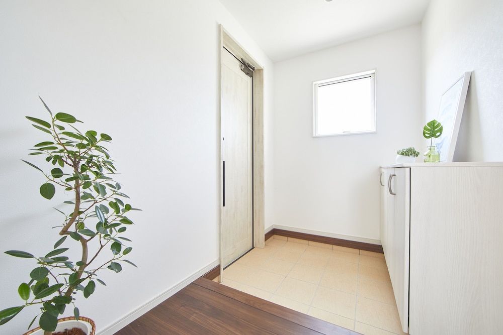 内部エントランス1 | villa PILINA 内部エントランス1 | villa PILINA
