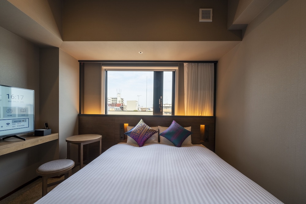 スーペリア ダブルルーム 禁煙 客室3 | ホテルオリエンタルエクスプレス福岡中洲川端